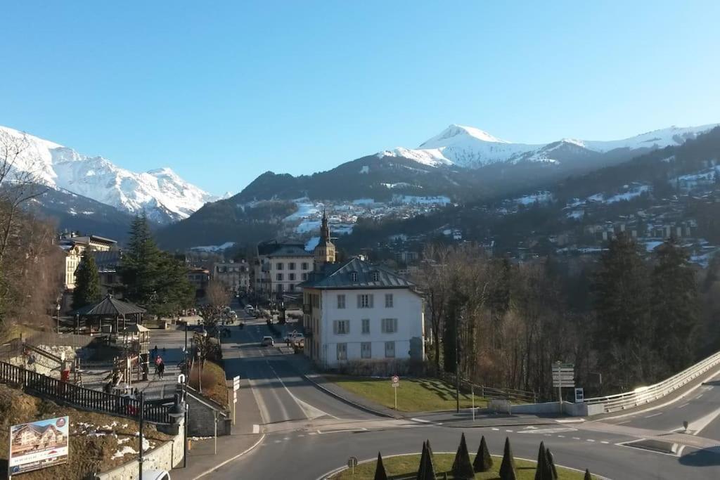 Appart Cosy Et Lumineux Au Coeur De Saint Gervais Exterior photo